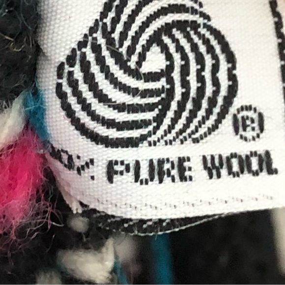 ⭐️Stowe Woolens⭐️Women's Sweaters 100% Pure Wool Handmade Vermont Alpine Design - Picture 14 of 15